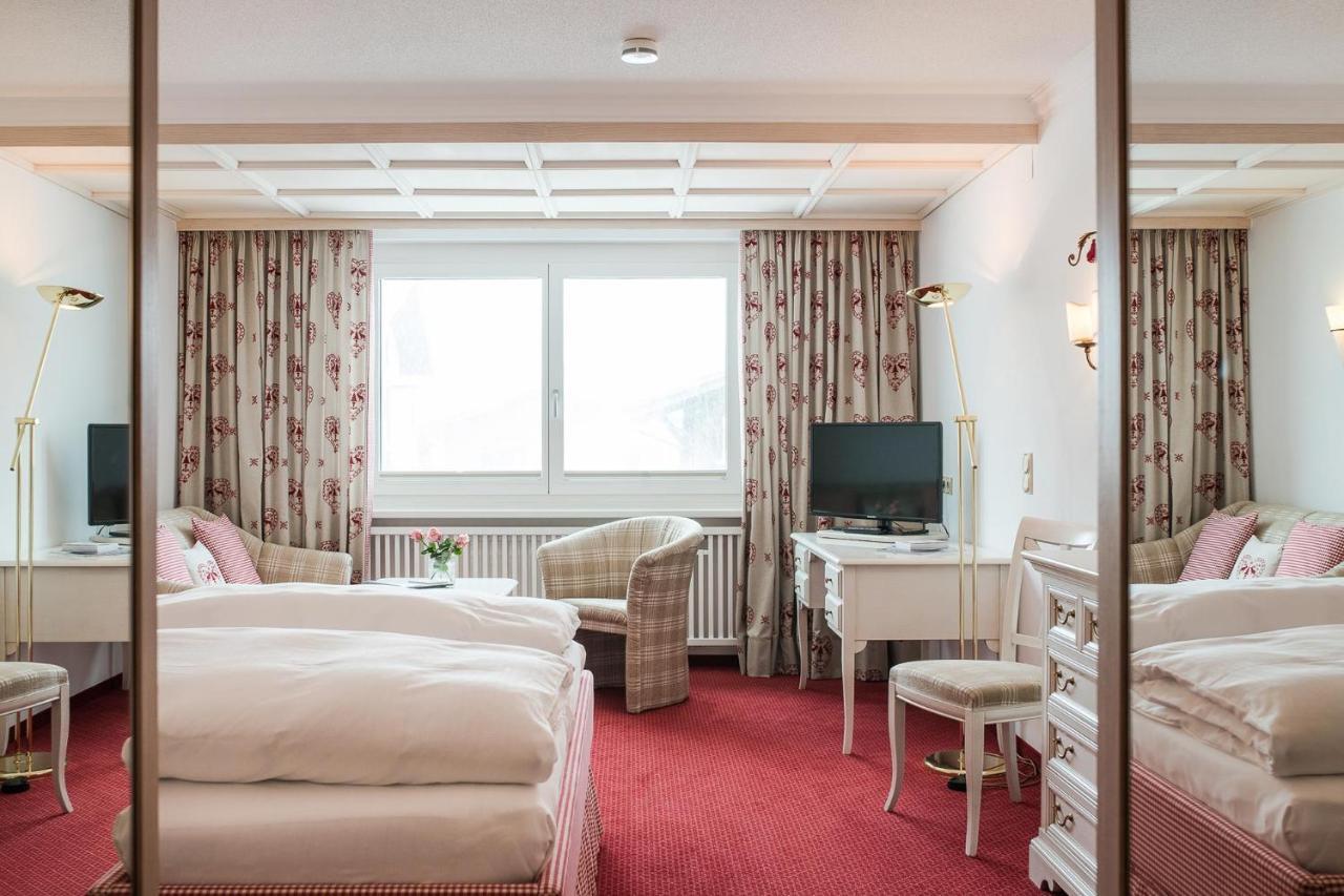 Bed & Breakfast Hotel Guggis Zürs 外观 照片