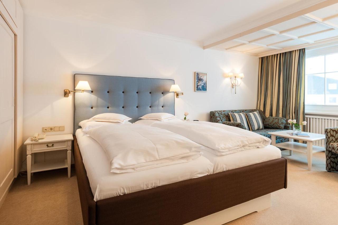 Bed & Breakfast Hotel Guggis Zürs 外观 照片