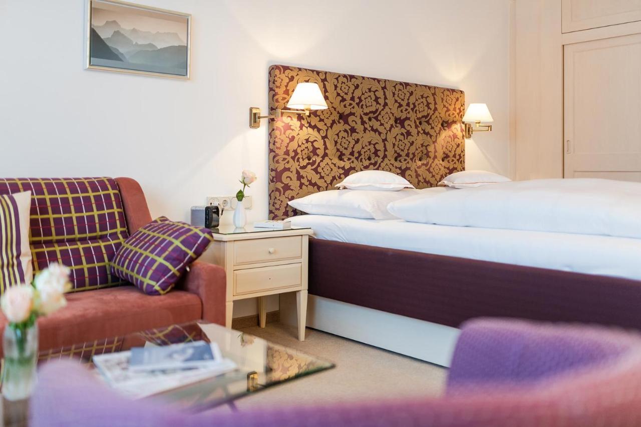 Bed & Breakfast Hotel Guggis Zürs 外观 照片