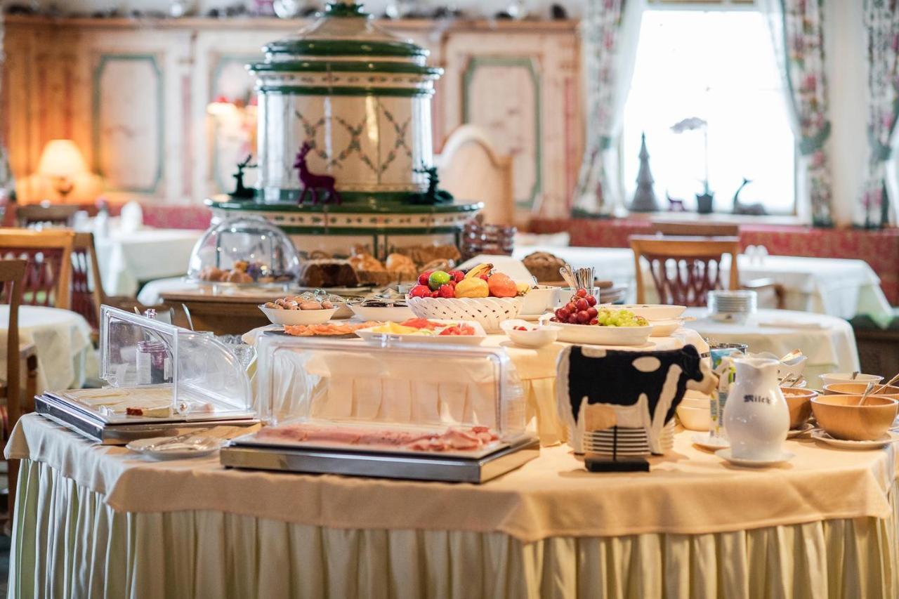 Bed & Breakfast Hotel Guggis Zürs 外观 照片