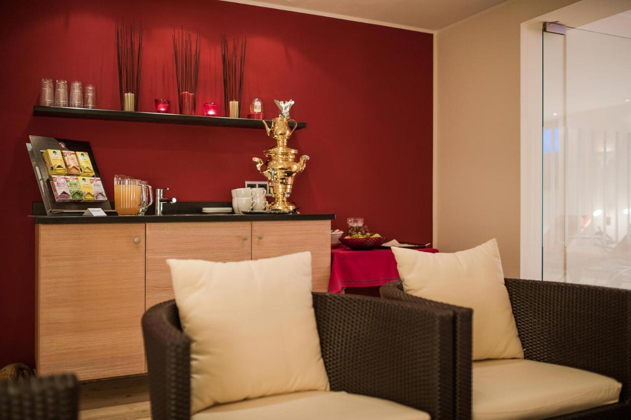 Bed & Breakfast Hotel Guggis Zürs 外观 照片