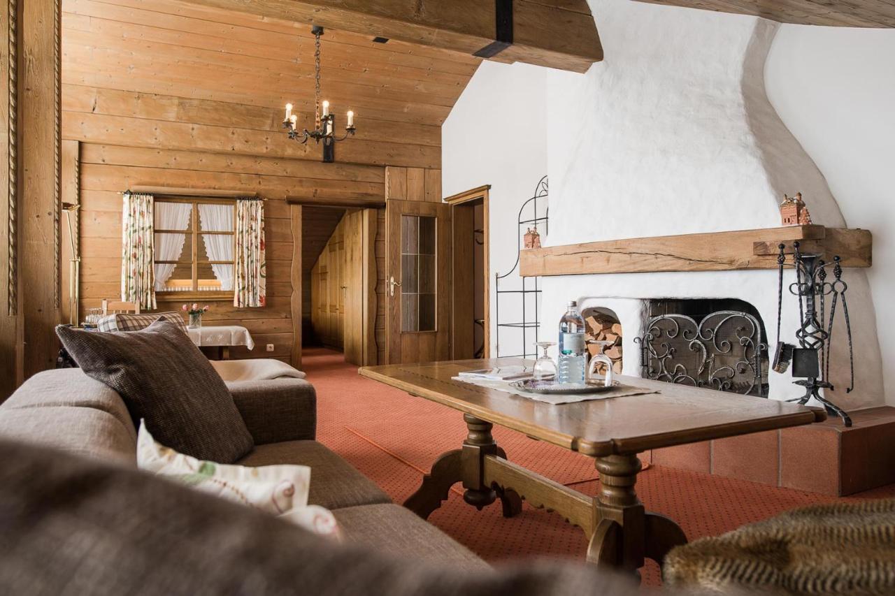Bed & Breakfast Hotel Guggis Zürs 外观 照片